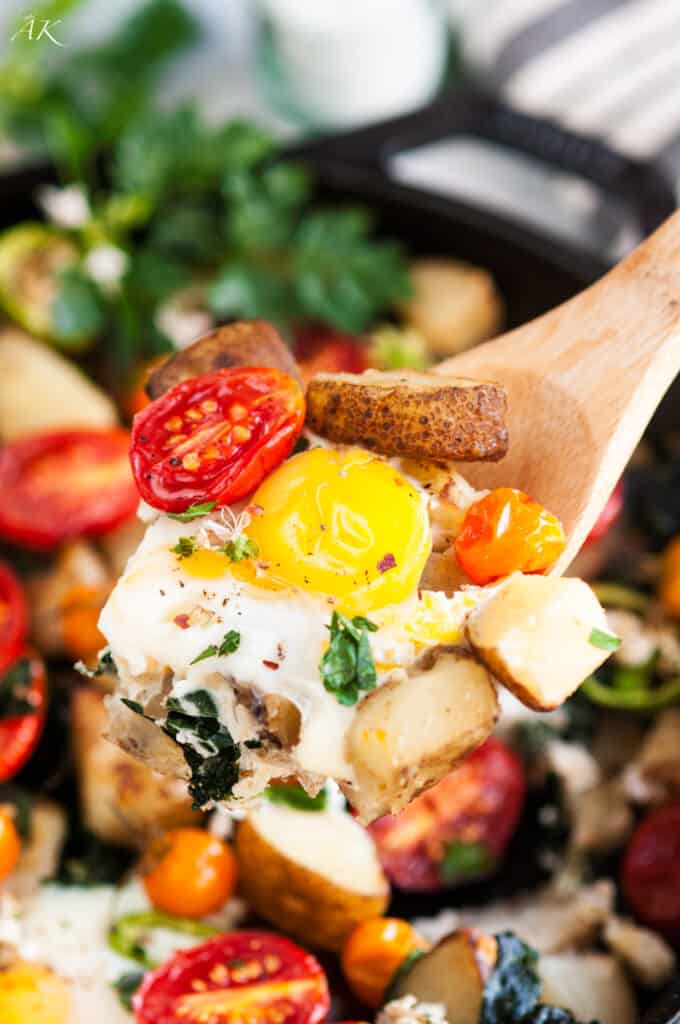 Skillet Eggs and Potato Garden Breakfast