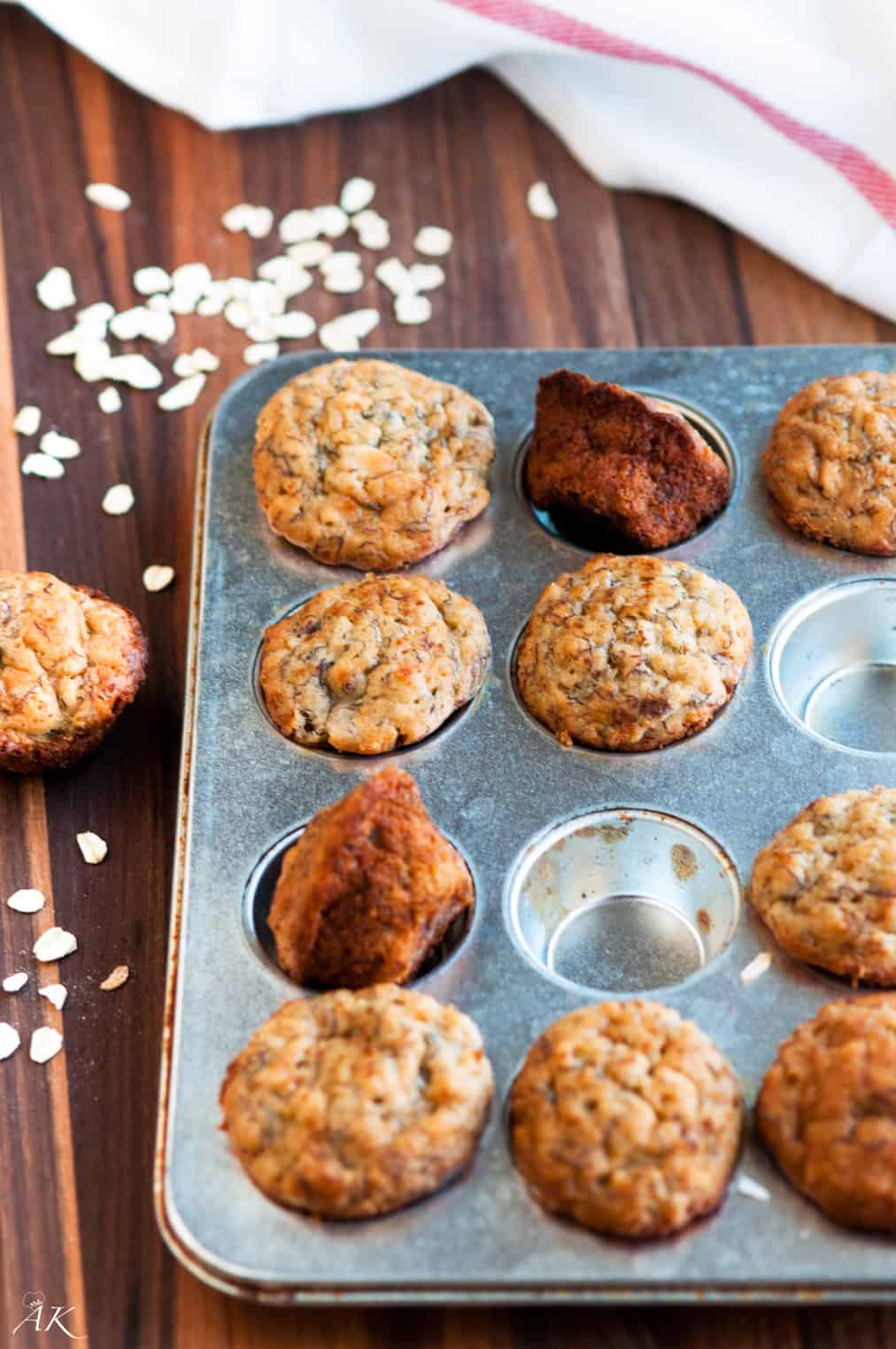 Mini Banana Oat Muffins