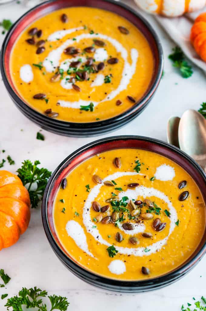 Pumpkin Carrot Fennel Soup with Roasted Pepitas | aberdeenskitchen.com