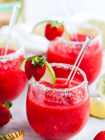 Frozen Strawberry Margaritas in glasses