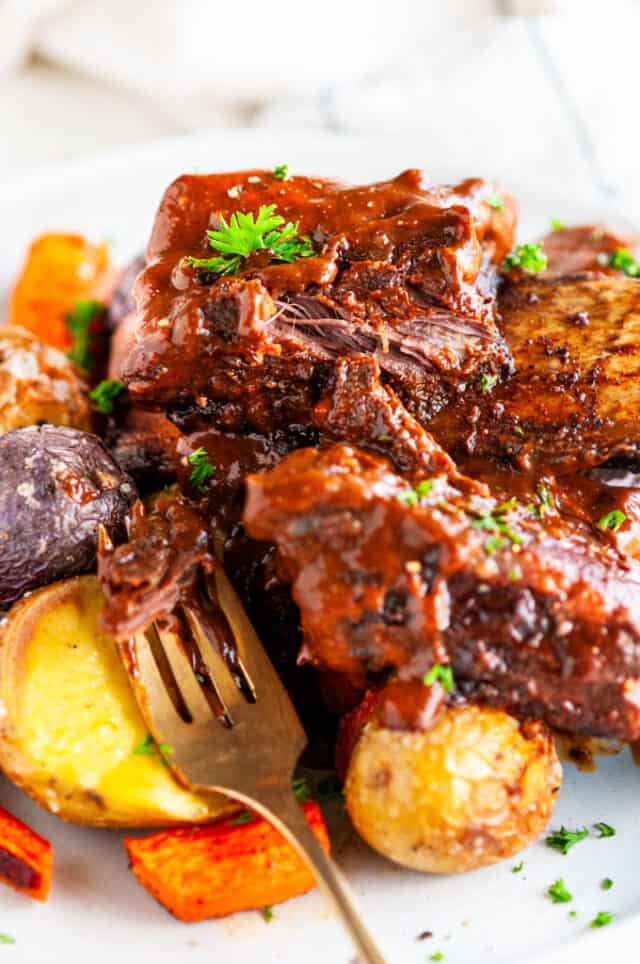 Mole Braised Beef Short Ribs - Aberdeen's Kitchen