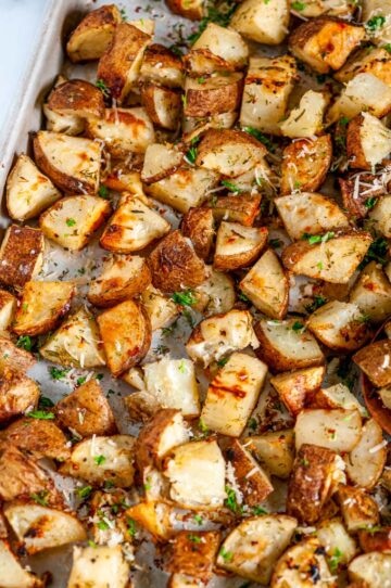 Parmesan Garlic Roasted Potatoes - Aberdeen's Kitchen