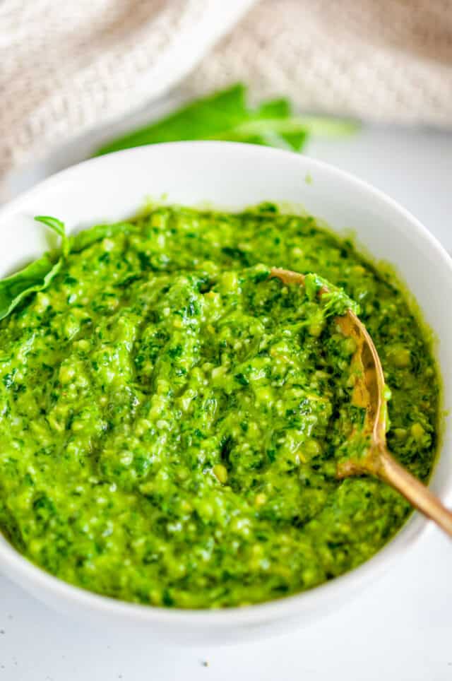 Easy Kale Basil Pesto Aberdeen's Kitchen