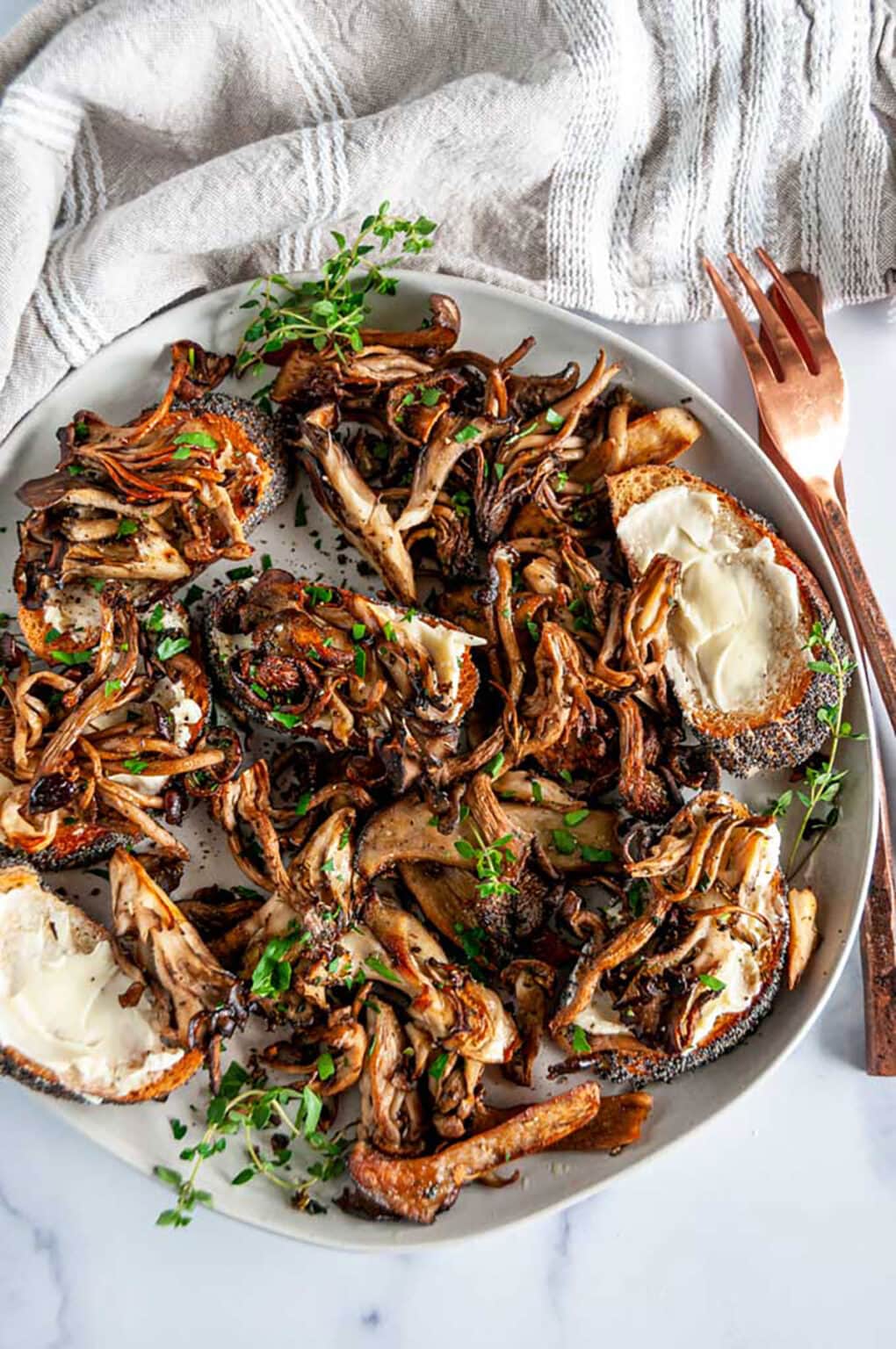 Easy Roasted Herb Mushrooms Aberdeen's Kitchen